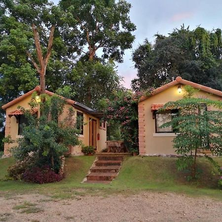 Villa Tuscany Country Resort Szuanphung Kültér fotó