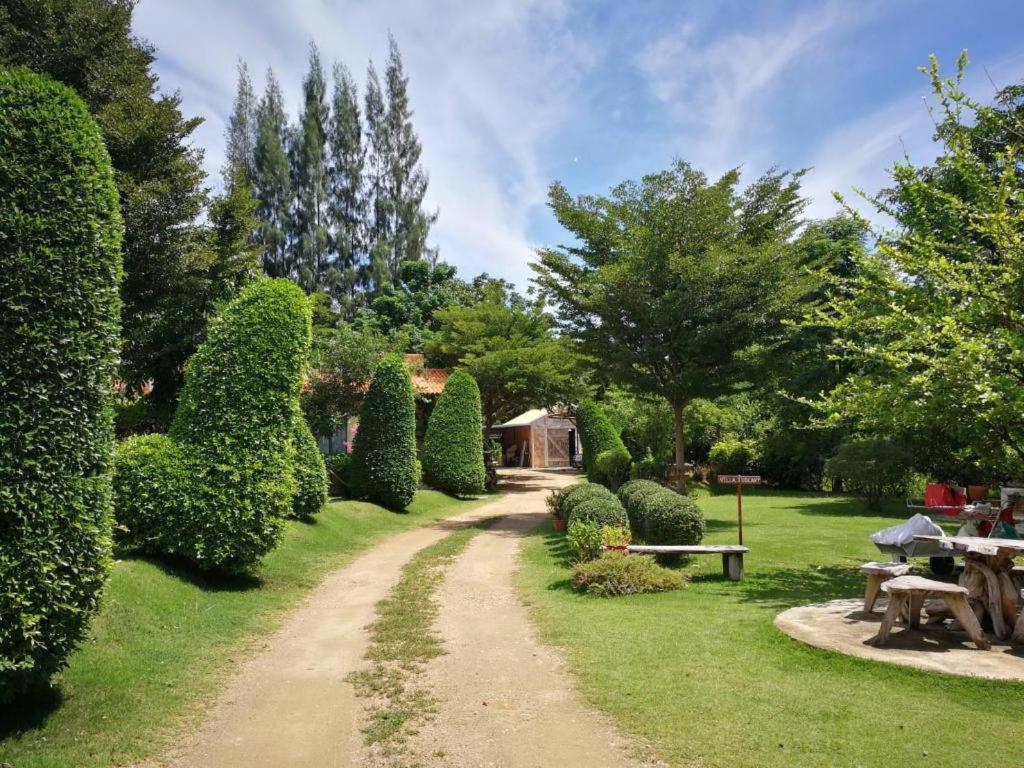 Villa Tuscany Country Resort Szuanphung Kültér fotó