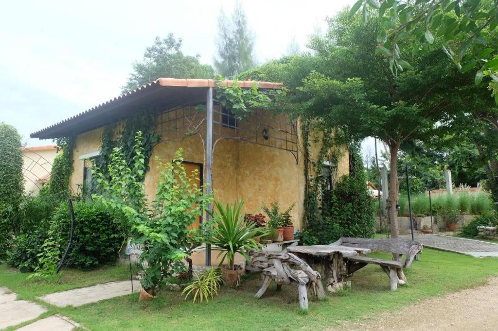 Villa Tuscany Country Resort Szuanphung Kültér fotó